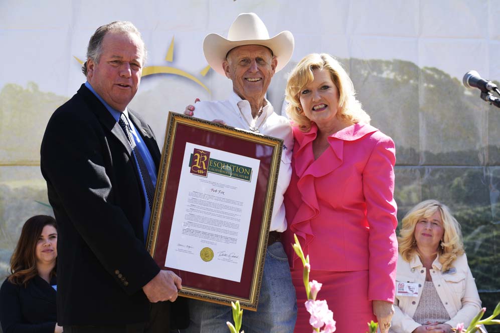 Bob Fox Presented “Resolution – California Legislature” at AG Day 2016